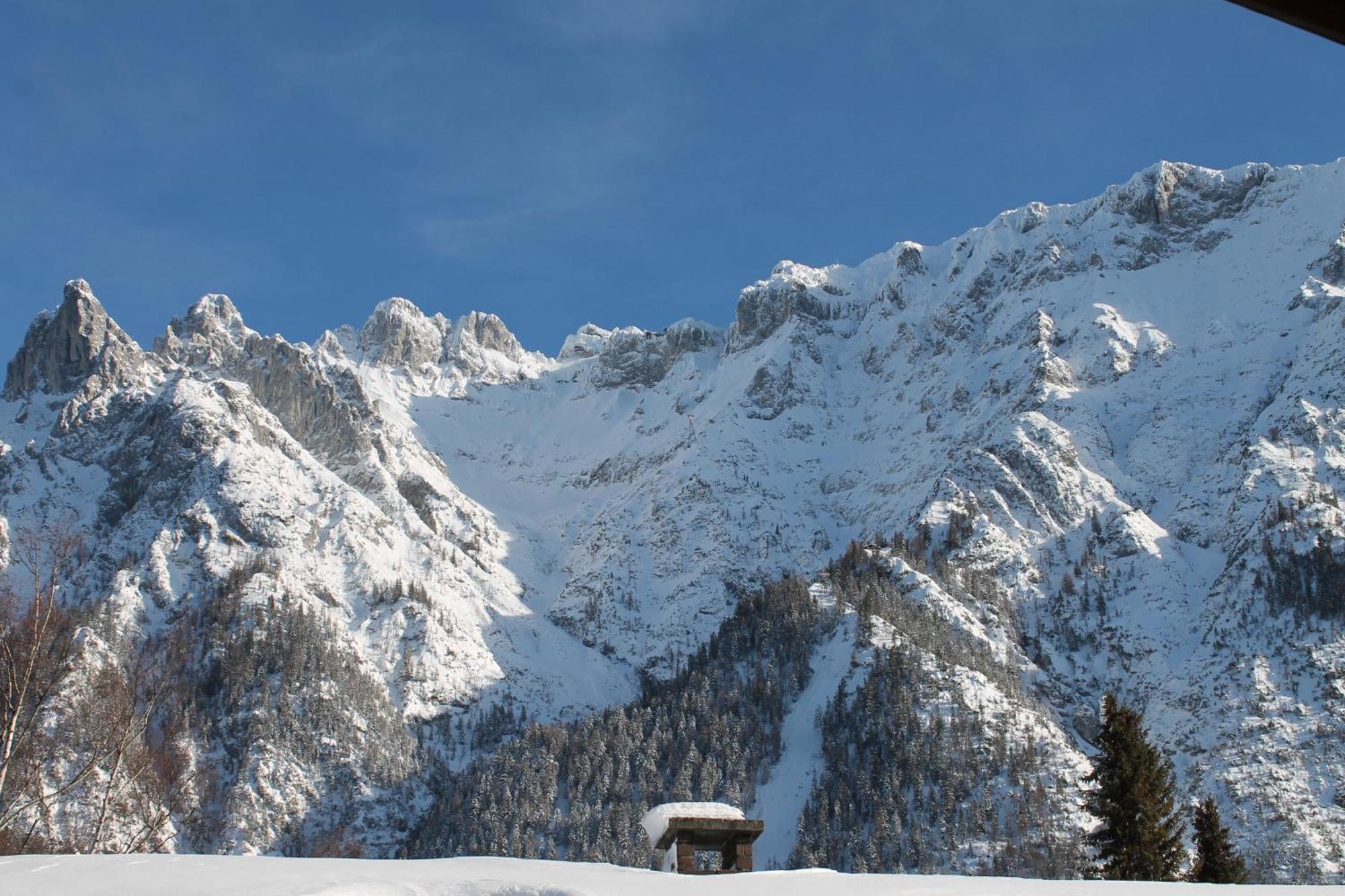 Ferienapartmenthaus Hubertushof Mittenwald Exterior photo